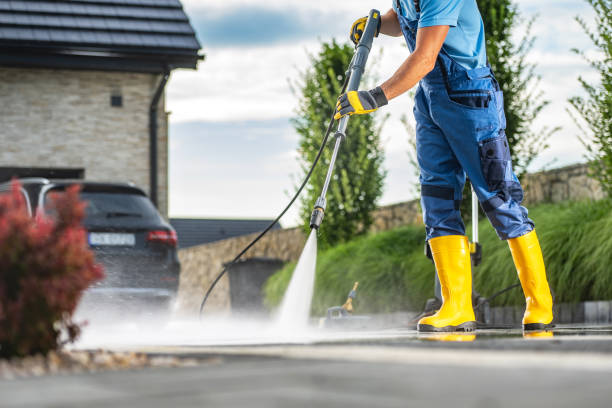Why Choose Our Certified Pressure Washing Experts for Your Project Needs in Ceresco, NE?